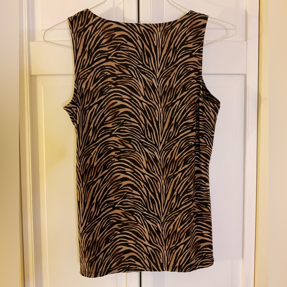 ❌ WHBM Ruffle Tank Top - Picture 3 of 6